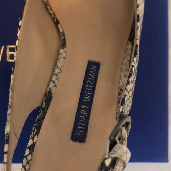 Stuart Weitzman Sz 6.5 in Snake print Wedge - Picture 7 of 12